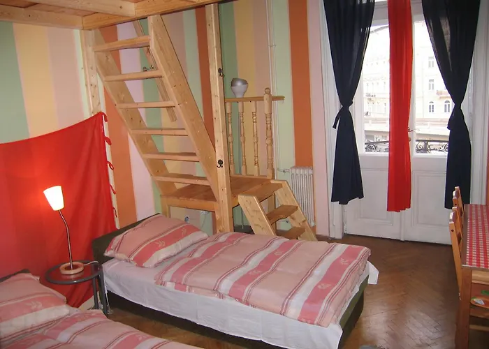 Locomotive Hostel Budapest